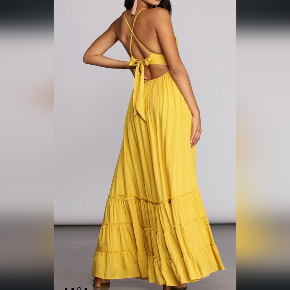 Spring Stunner Maxi Dress - Picture 2 of 5